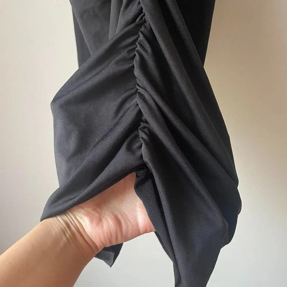 VTG Y2K stretchy black halter top  / dress with ruching - Picture 5 of 5